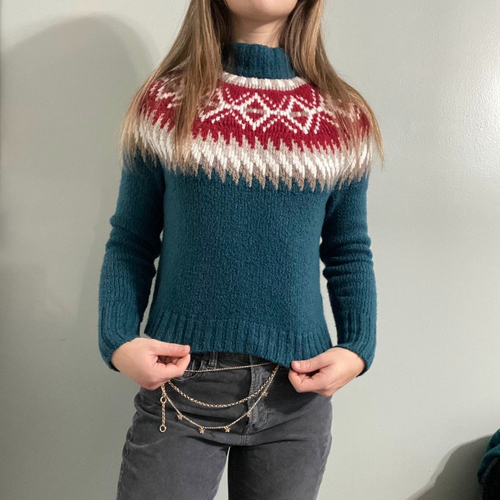 American Eagle Outfitters Cropped Sweater